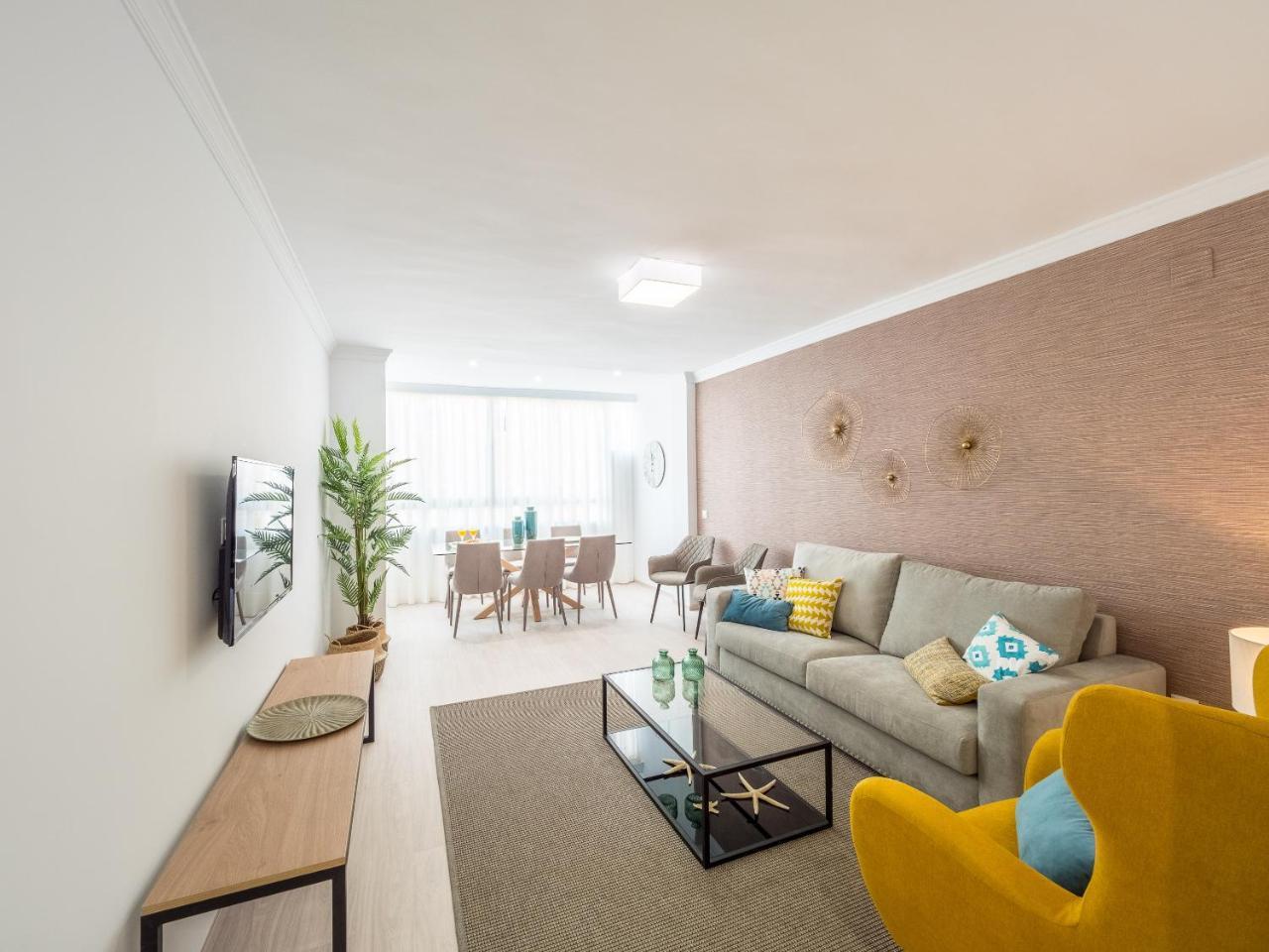 Malagueta Sea View - Premium Apartment Malaga Bagian luar foto