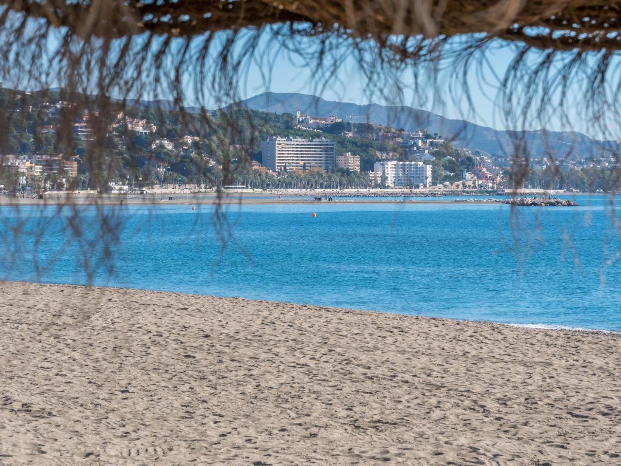 Malagueta Sea View - Premium Apartment Malaga Bagian luar foto