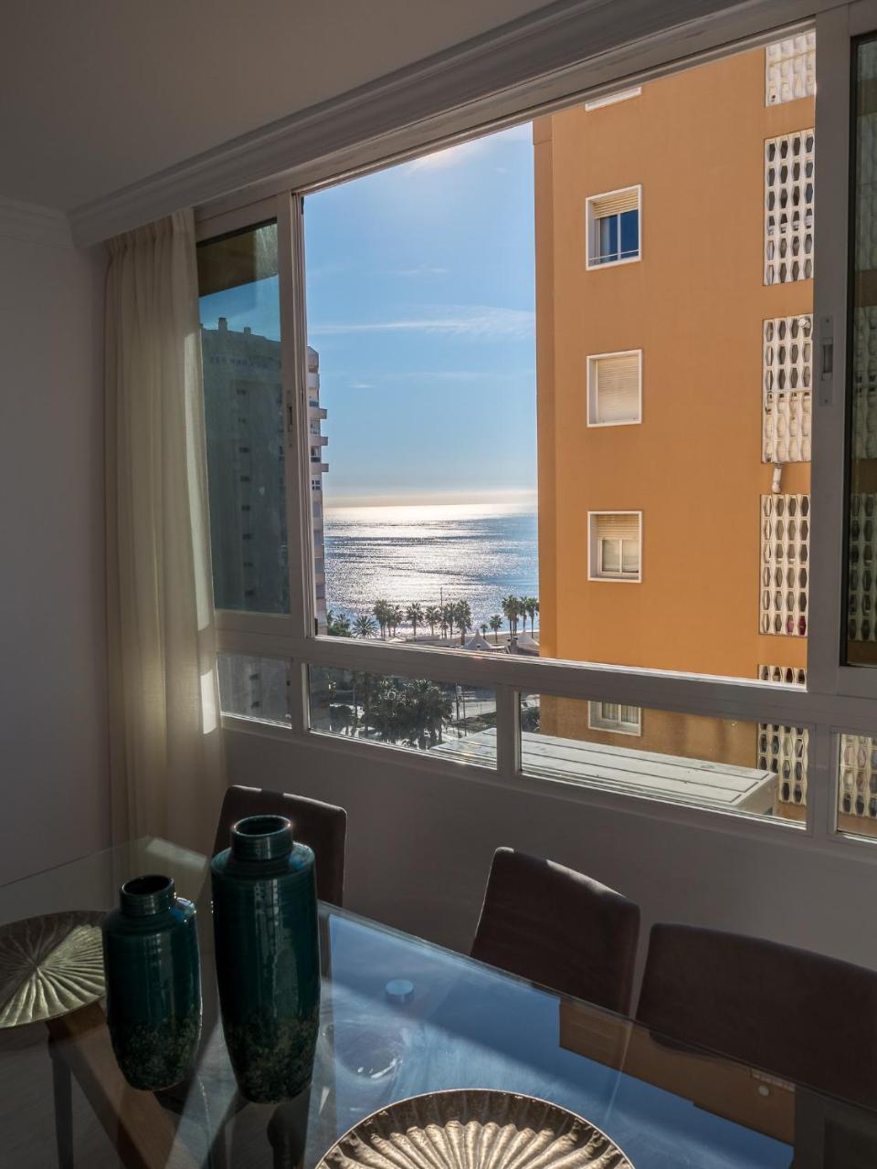 Malagueta Sea View - Premium Apartment Malaga Bagian luar foto